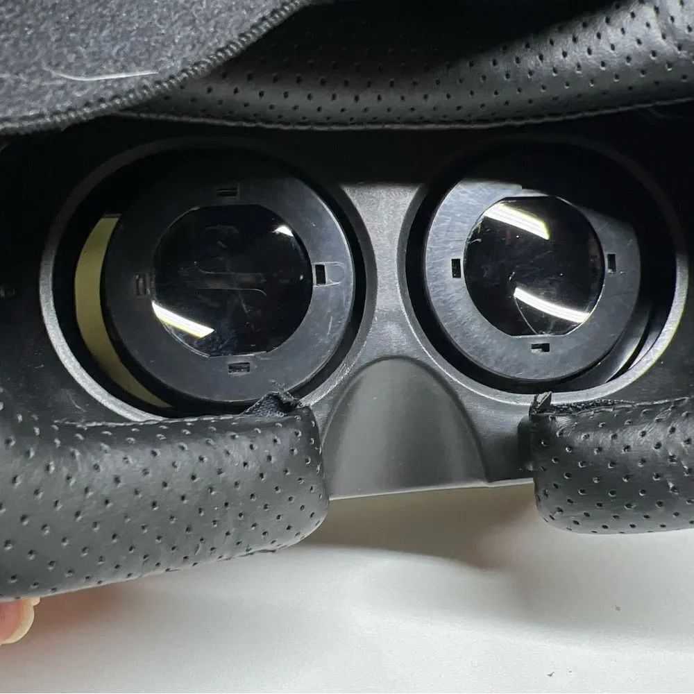 Virtual Reality 2nd Gen VR Box 3D Glasses Android Iphone No gaming system needed - Picture 5 of 7